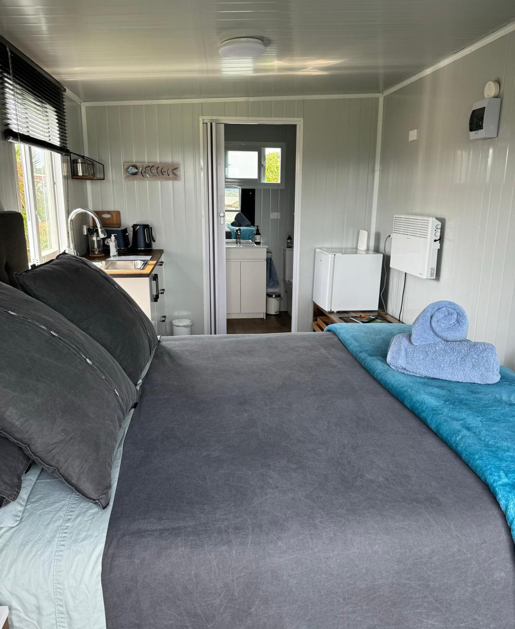 Raglan Seaview Cabin Dış mekan fotoğraf